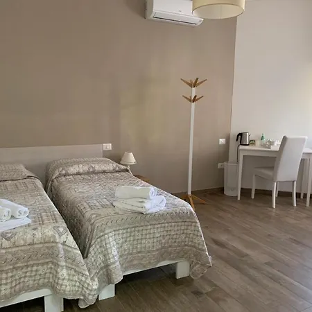 לינה וארוחת בוקר Etesia *