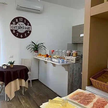 住宿加早餐酒店 Etesia