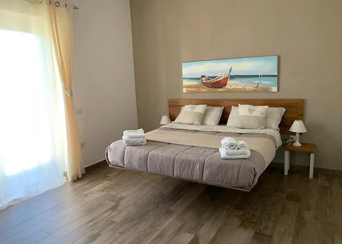 Etesia Bed & Breakfast 3*